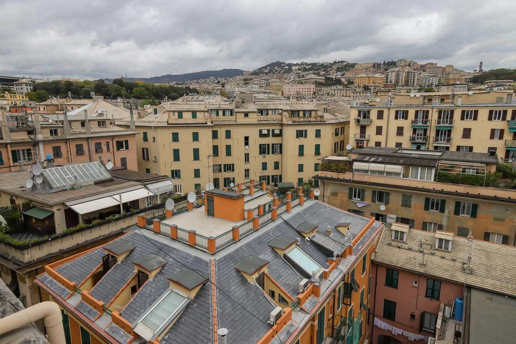 Altido Apt For 3 With Rooftop Balcony And Lovely Cityview 제노바 외부 사진