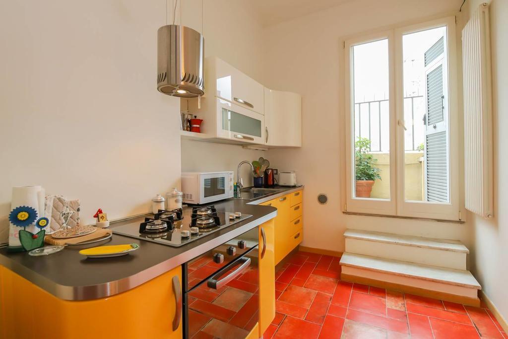 Altido Apt For 3 With Rooftop Balcony And Lovely Cityview 제노바 외부 사진