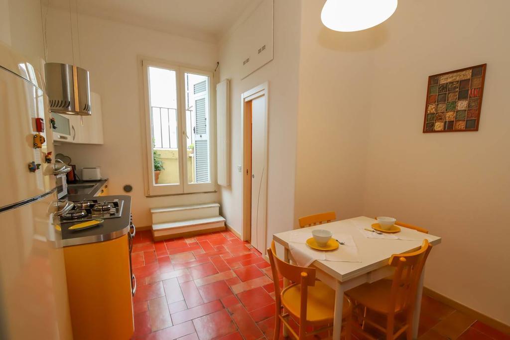Altido Apt For 3 With Rooftop Balcony And Lovely Cityview 제노바 외부 사진